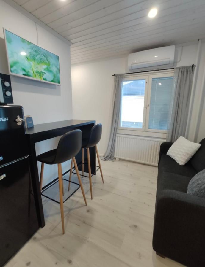 Upea Moderni Pieni Yksioe Rauhallisella Sijainnilla - Itsepalvelukirjautuminen - Self Check-In Vaasa Exterior foto